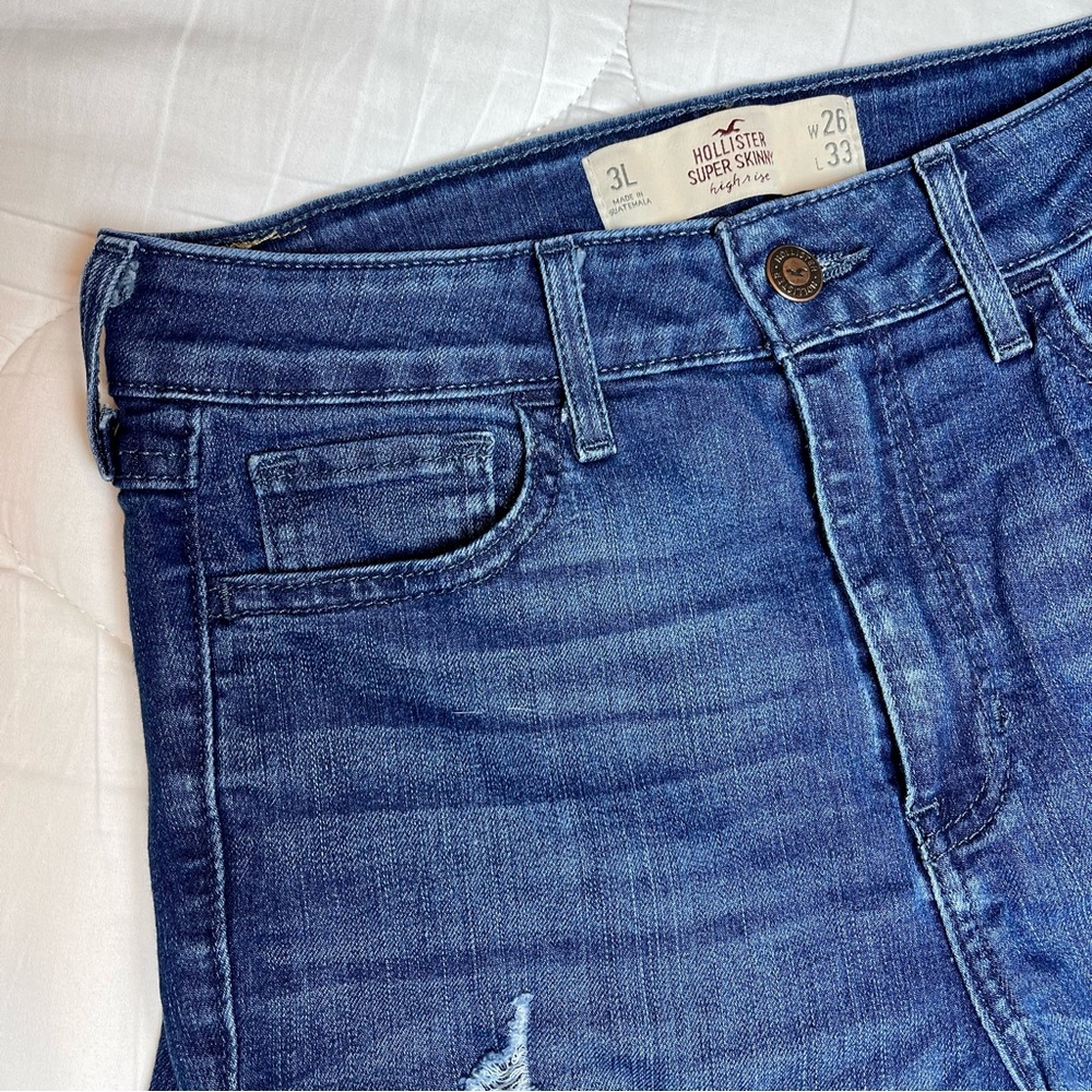 Hollister Super Skinny High Rise • 3Long